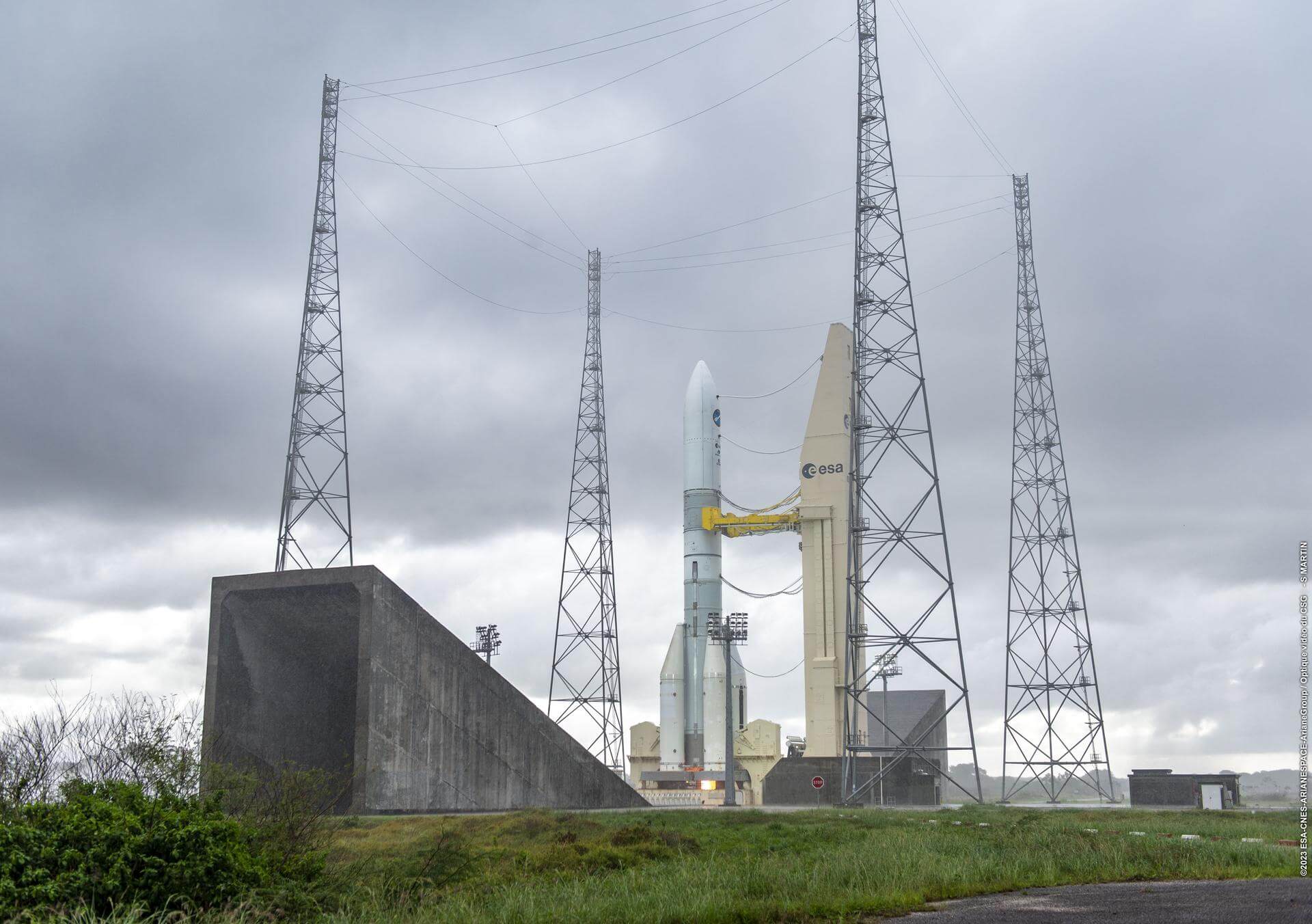 Ariane 64